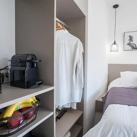 Cretan Berry Portou 3*